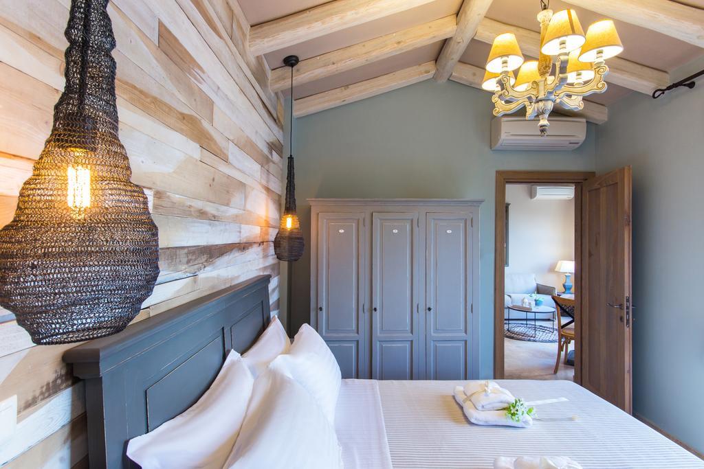 By The Sea Luxury Suites Limenas  Exterior foto